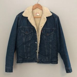 LEVIS VINTAGE ORIGINAL SHERPA TRUCKER JACKET
